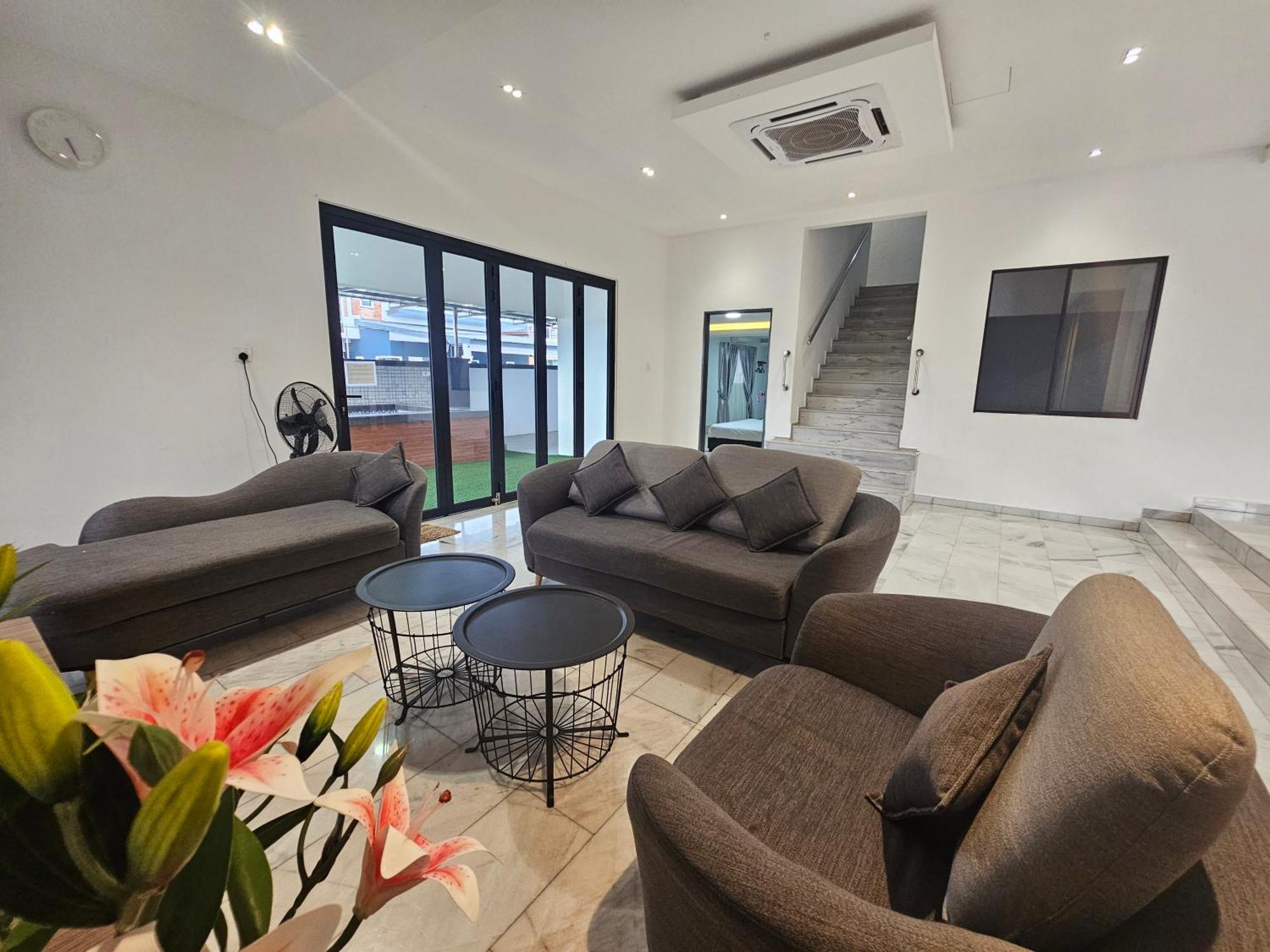 Melody Whole Or Suite Room Muar Exterior photo