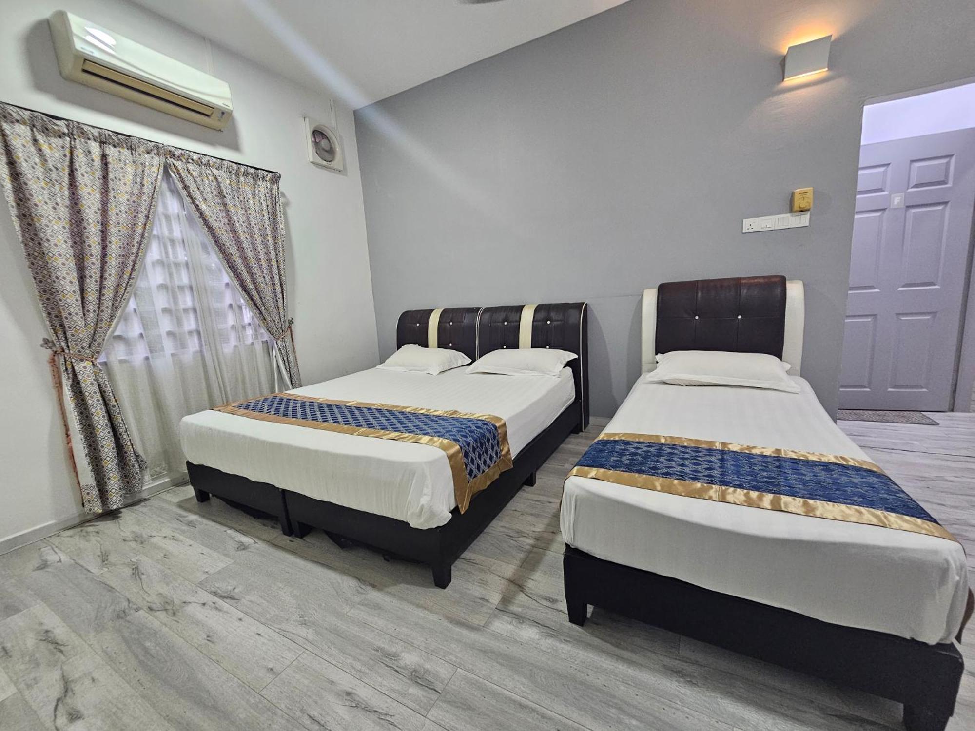 Melody Whole Or Suite Room Muar Exterior photo