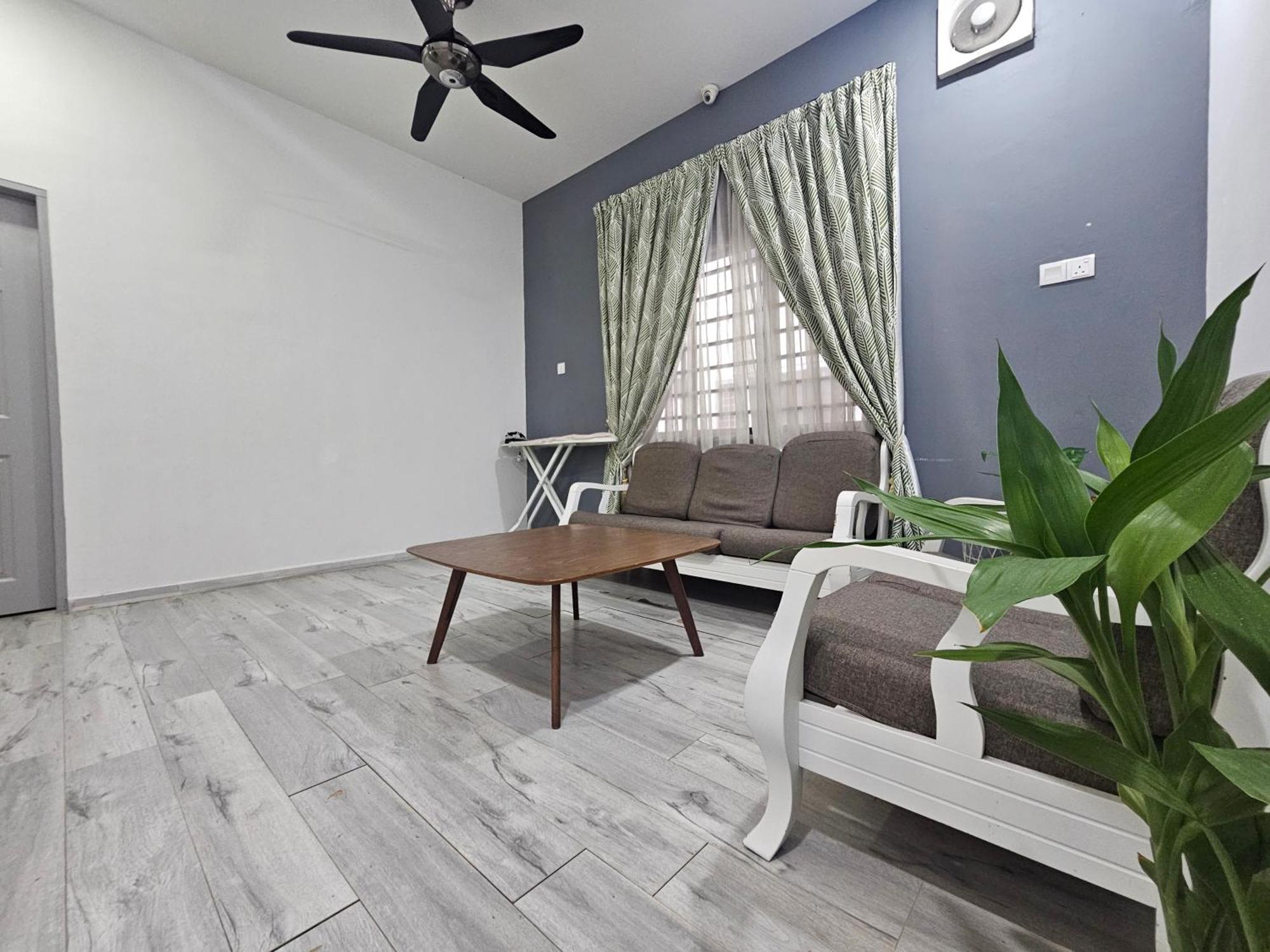 Melody Whole Or Suite Room Muar Exterior photo
