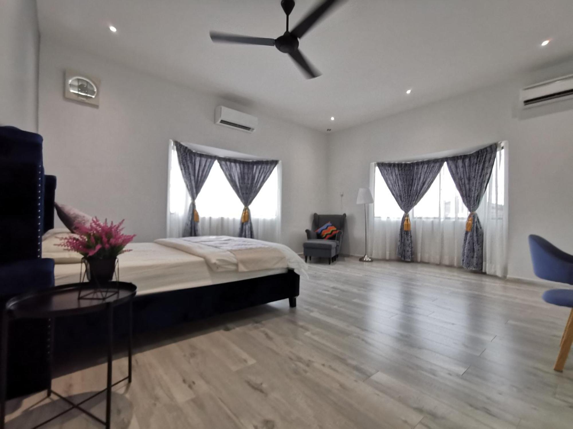 Melody Whole Or Suite Room Muar Exterior photo