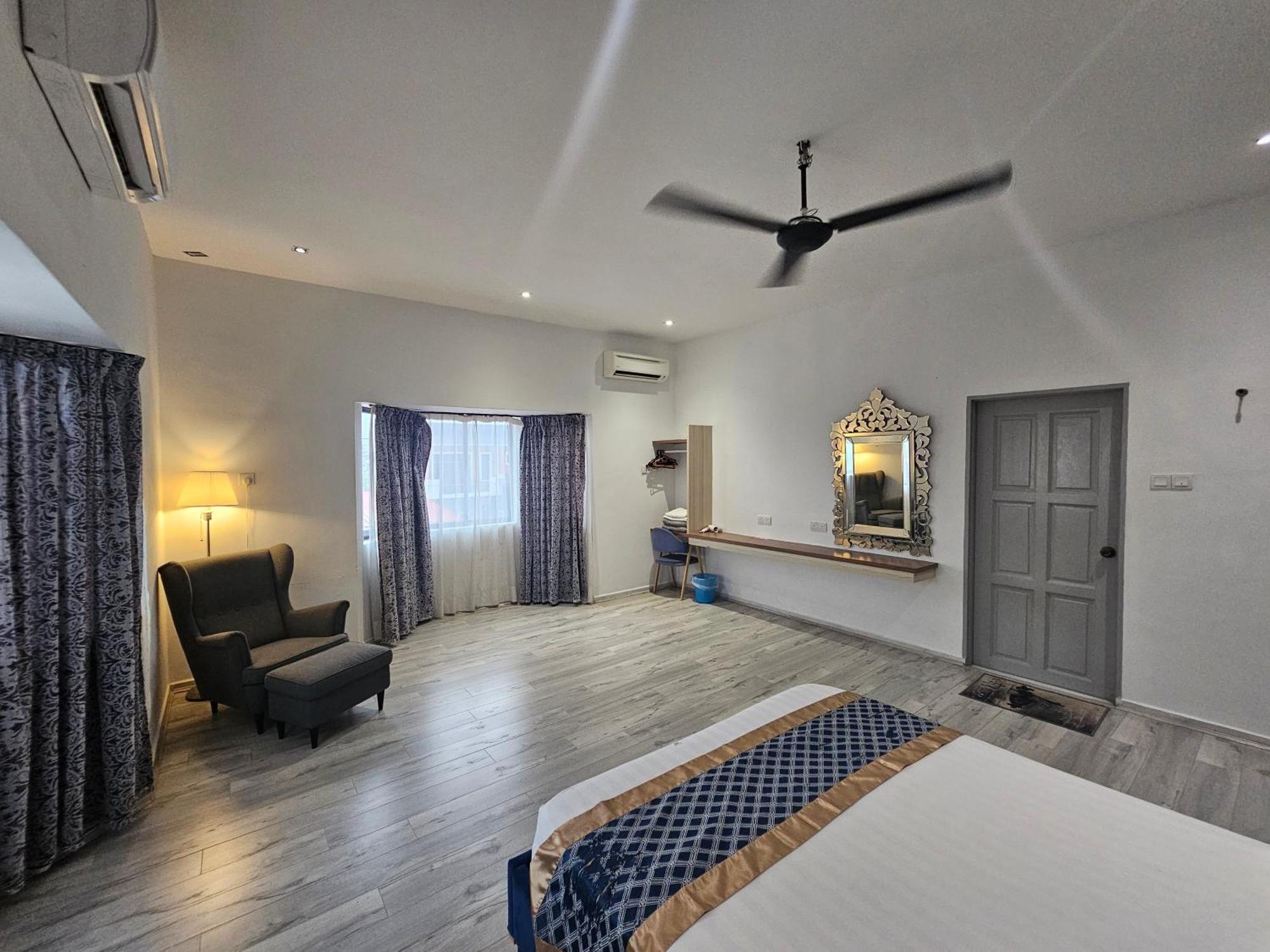 Melody Whole Or Suite Room Muar Exterior photo