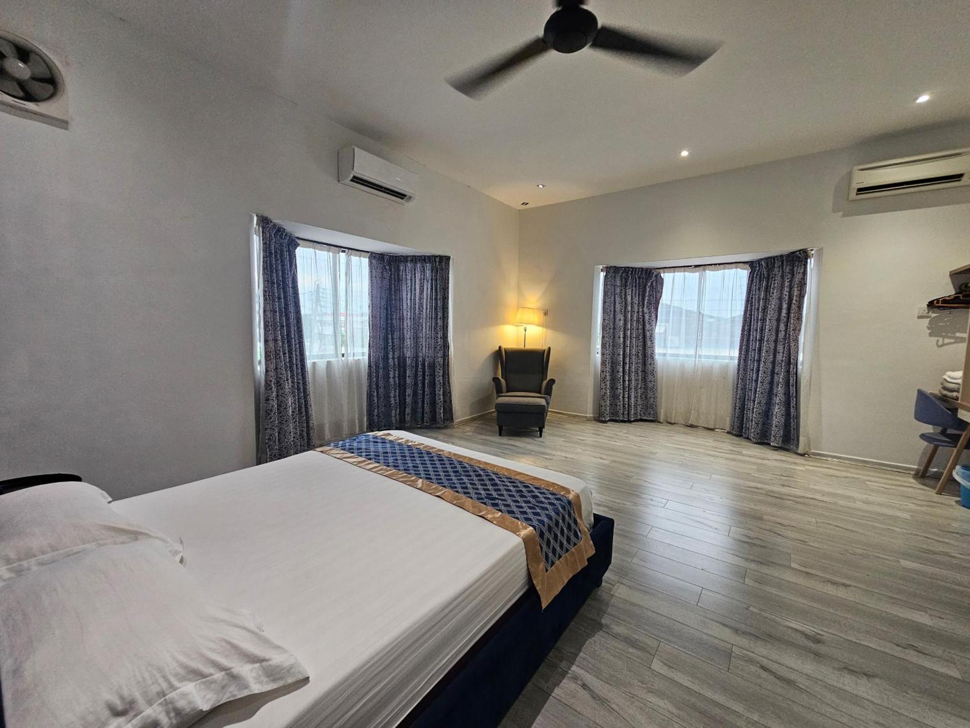 Melody Whole Or Suite Room Muar Exterior photo