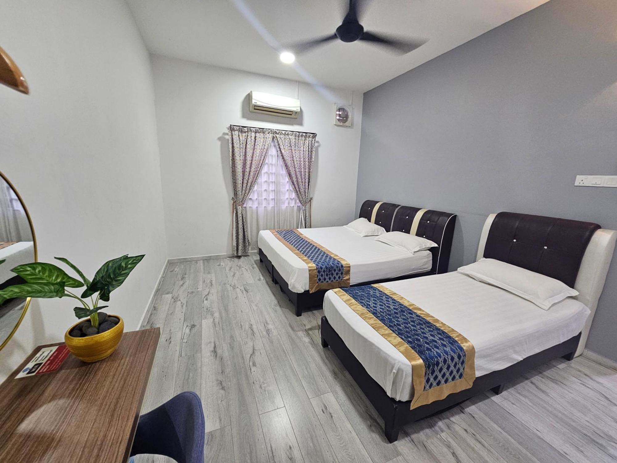 Melody Whole Or Suite Room Muar Exterior photo