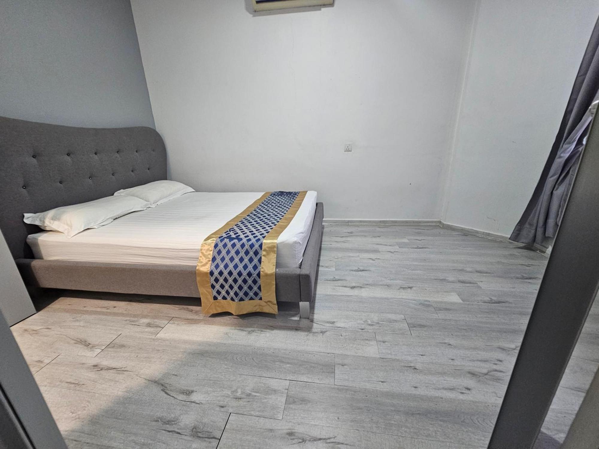 Melody Whole Or Suite Room Muar Exterior photo