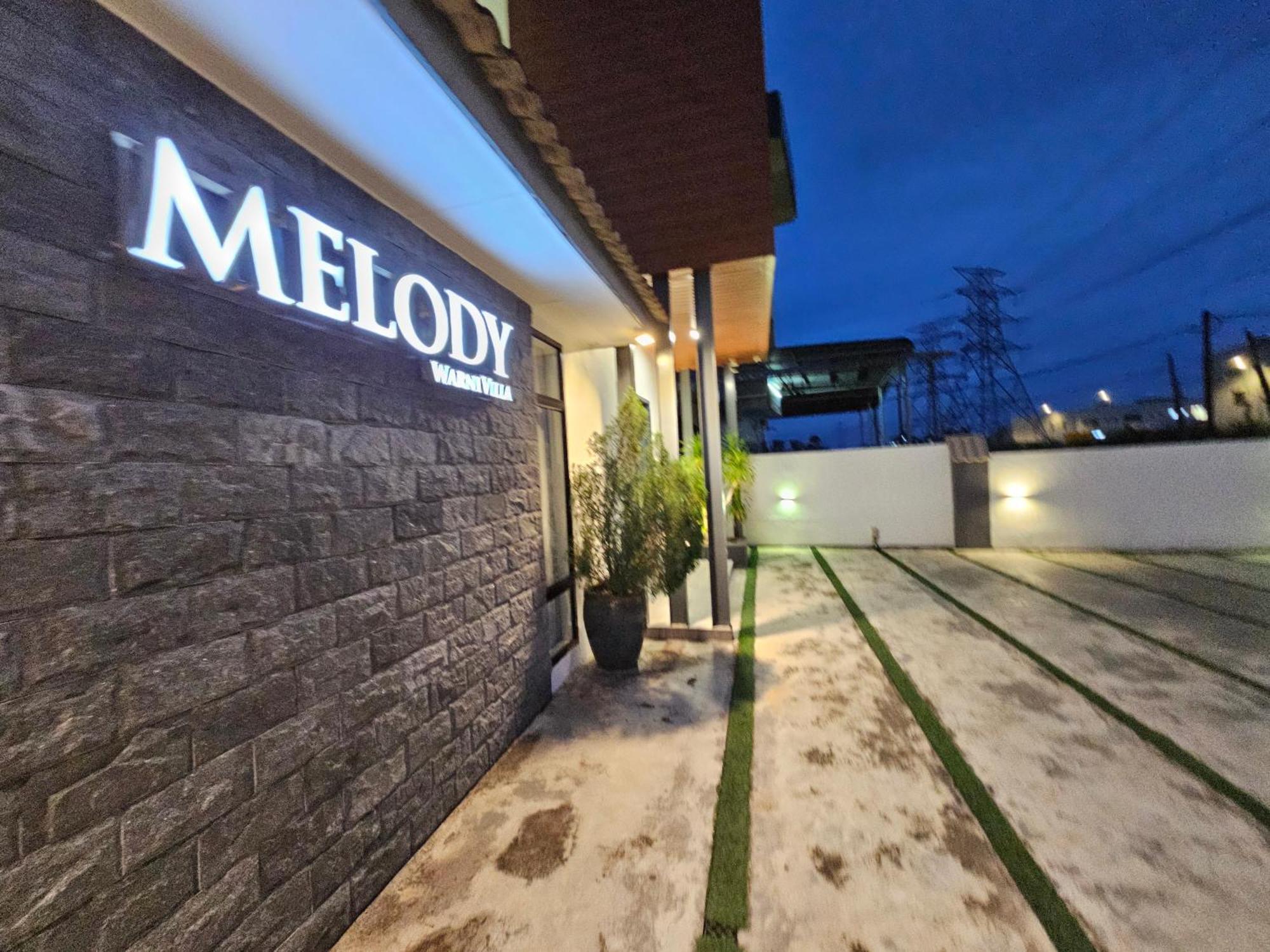 Melody Whole Or Suite Room Muar Exterior photo